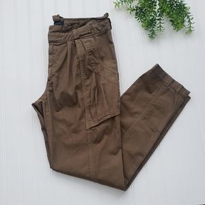 ALC Barneys Co-Op Paperbag Waist Pants Olive Green size 6 Boho